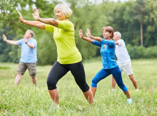 Poklad mezi cvičeními: Prastaré tai-chi může pomoci při vysokém tlaku i Parkinsonově chorobě