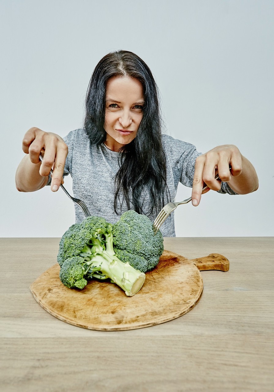 Že jsou raw produkty moc drahé? Já si spíš myslím, že obyčejné jídlo je moc levné, říká Tereza Havrlandová tereza 4 dovnitr