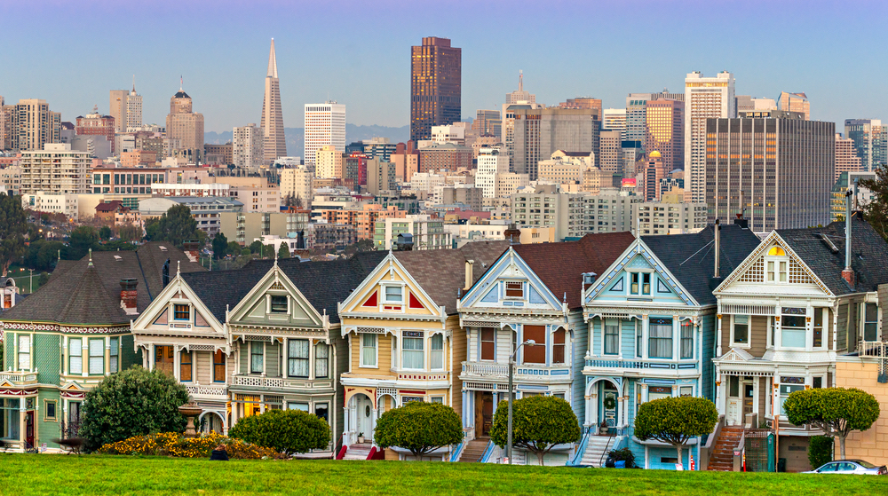 Vypočítat si daň z nemovitosti není v San Francisku žádná legrace. A myš vám k tomu nepomůže san francisco 170664329