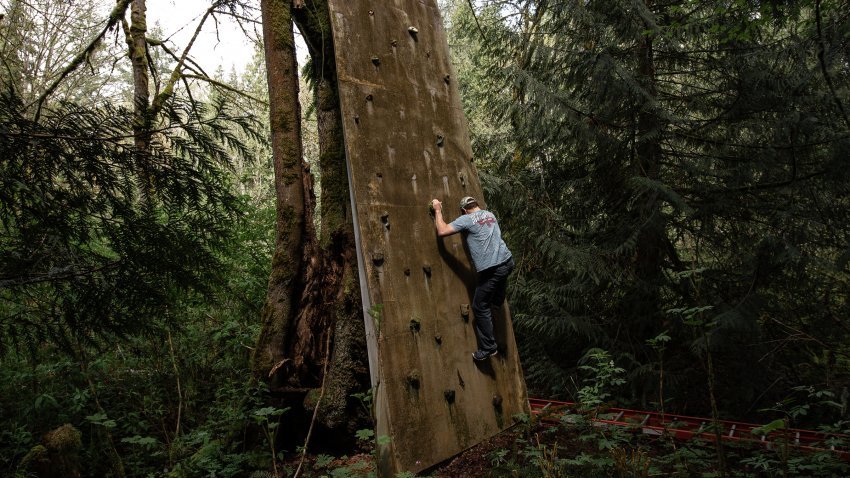 restart climbing wall h
