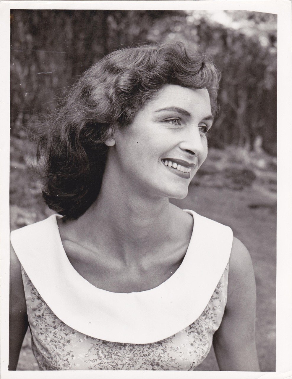 daphne selfe 0206894212