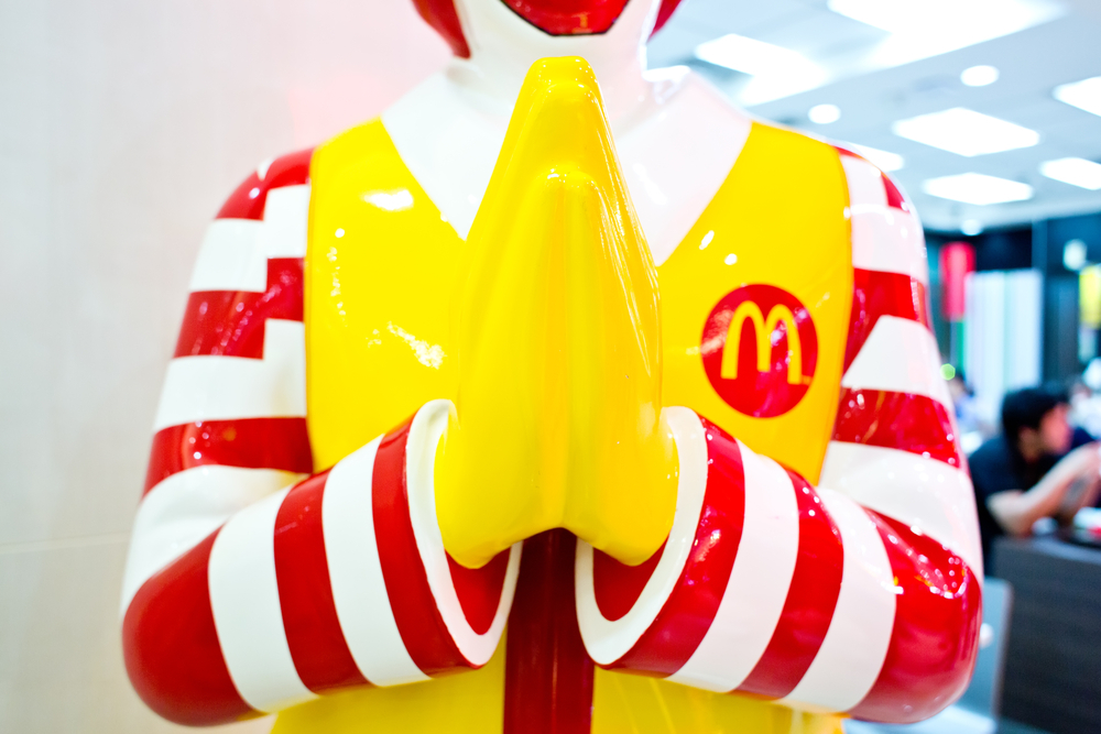 fastfood shutterstock 235297264